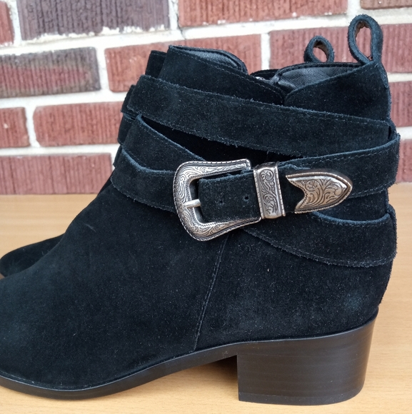 NWT Marc Fisher Ltd. 'Yandi' Pointy Toe Western Suede Booties in Black - Picture 4 of 9